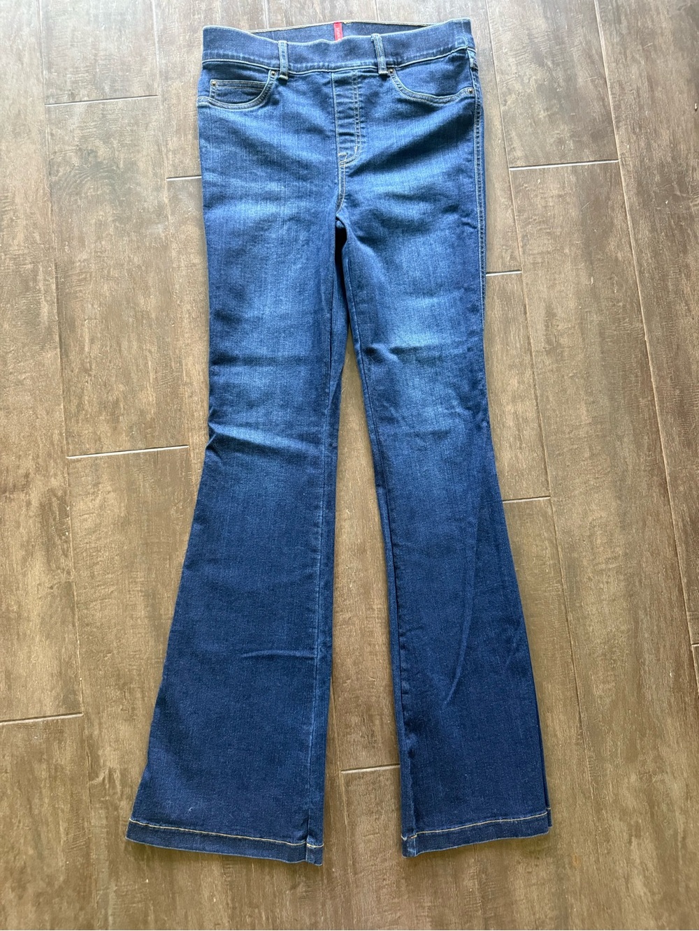 Spanx Flare Pull-On Shaping Jeans in Midnight Shade Size M NWOT